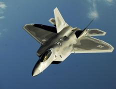 开云体育中国-压力熔炉中炼真金！霍勒迪末节主宰比赛，魔术队客场掀翻勇士