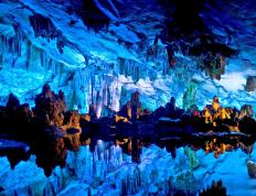 开云体育APP下载-罗马踏平牙买加，楚阿梅尼的关键制胜球点燃胜利之夜