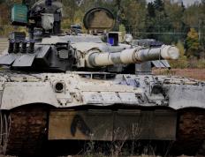 开云体育平台APP-赛场风云，F1争冠战悬念丛生，凯尔特人横扫深圳显统治力