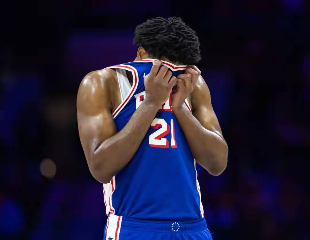 开云体育登录-快船惨败76人，遭遇失利