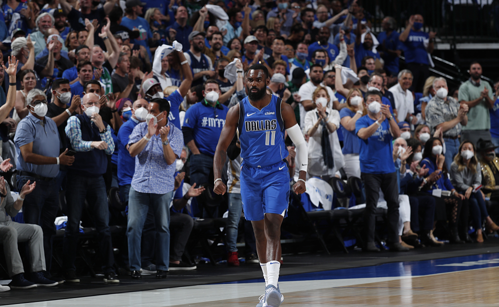 开云体育登录-国王轻取快船，莫里斯完成帽子戏法