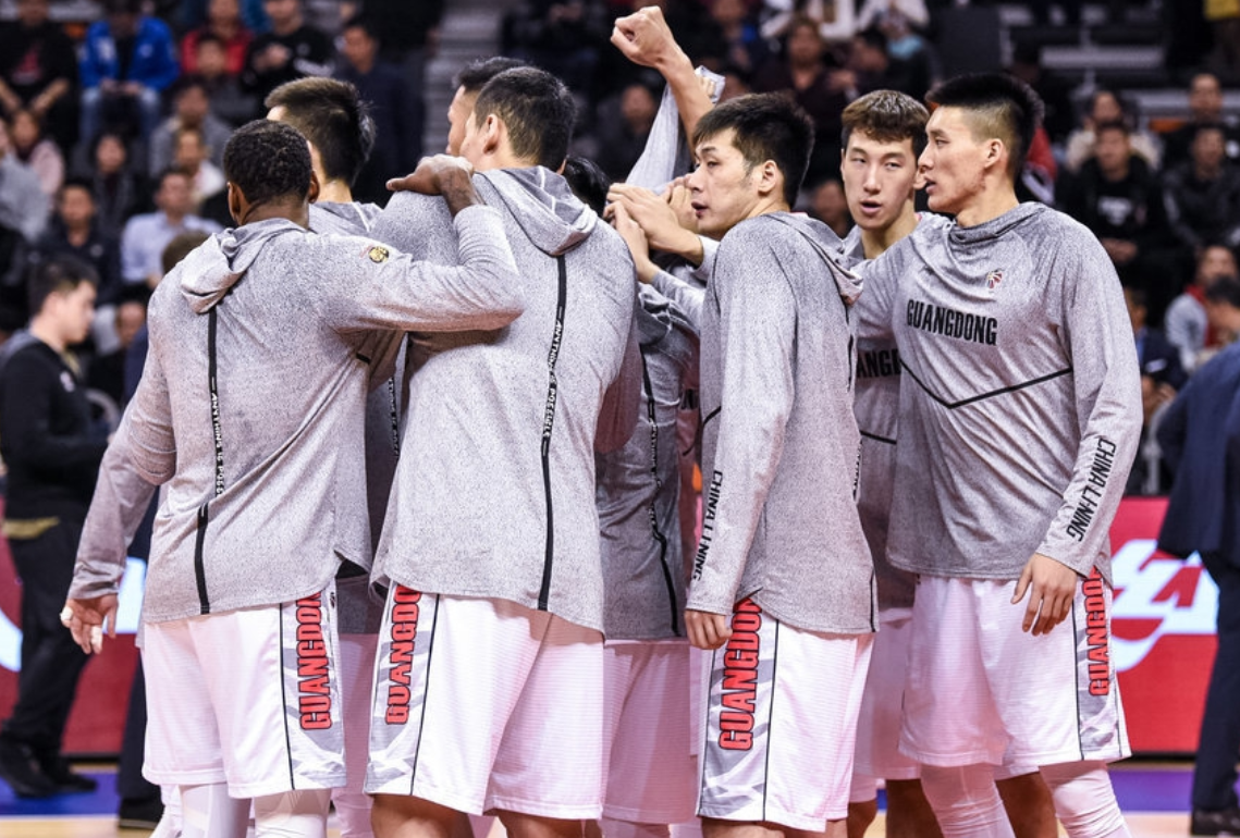 开云体育app-梅因茨后防线完全暴露，球队需加强训练