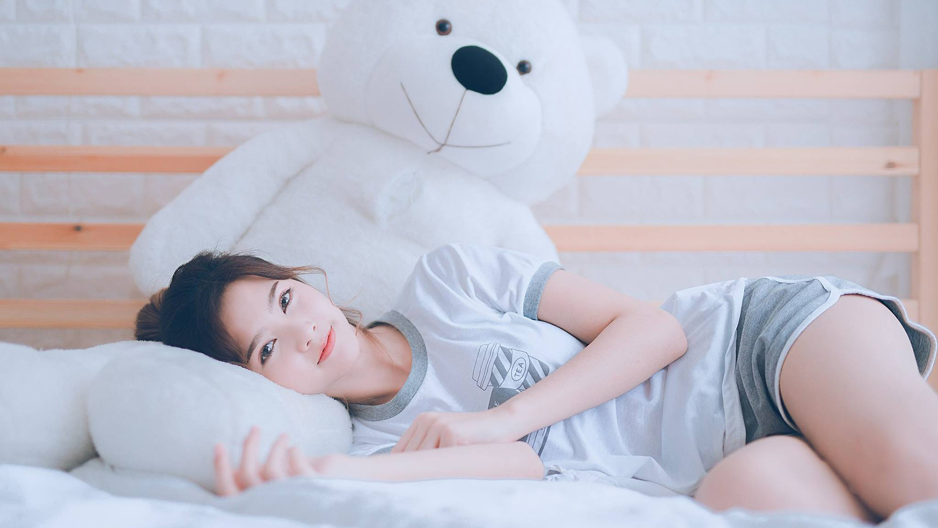 开云体育APP下载-夜赛烽火,F1新赛季揭幕战保罗关键节点连续得分传奇