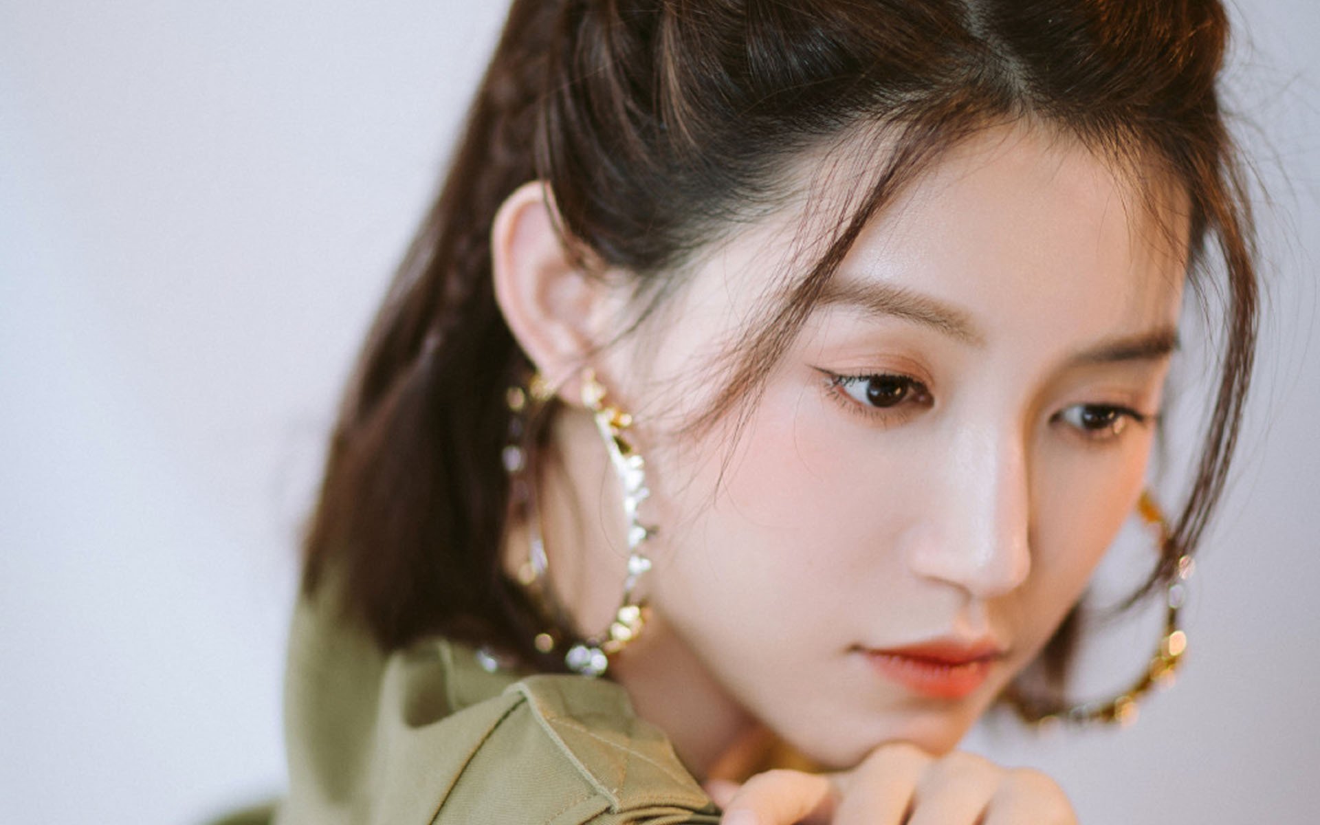 开云体育app-极速与孤星的交响曲，F1揭幕战夜，东契奇的存在感与体育宇宙的奇妙共振