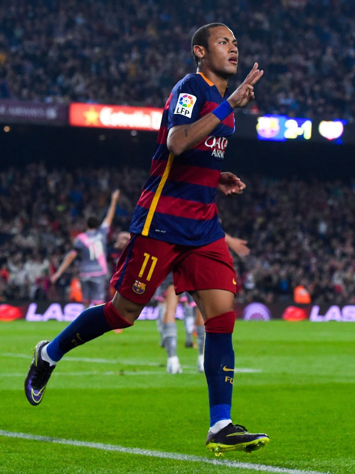 开云APP-季后赛抢七之夜，内马尔发挥堪称完美