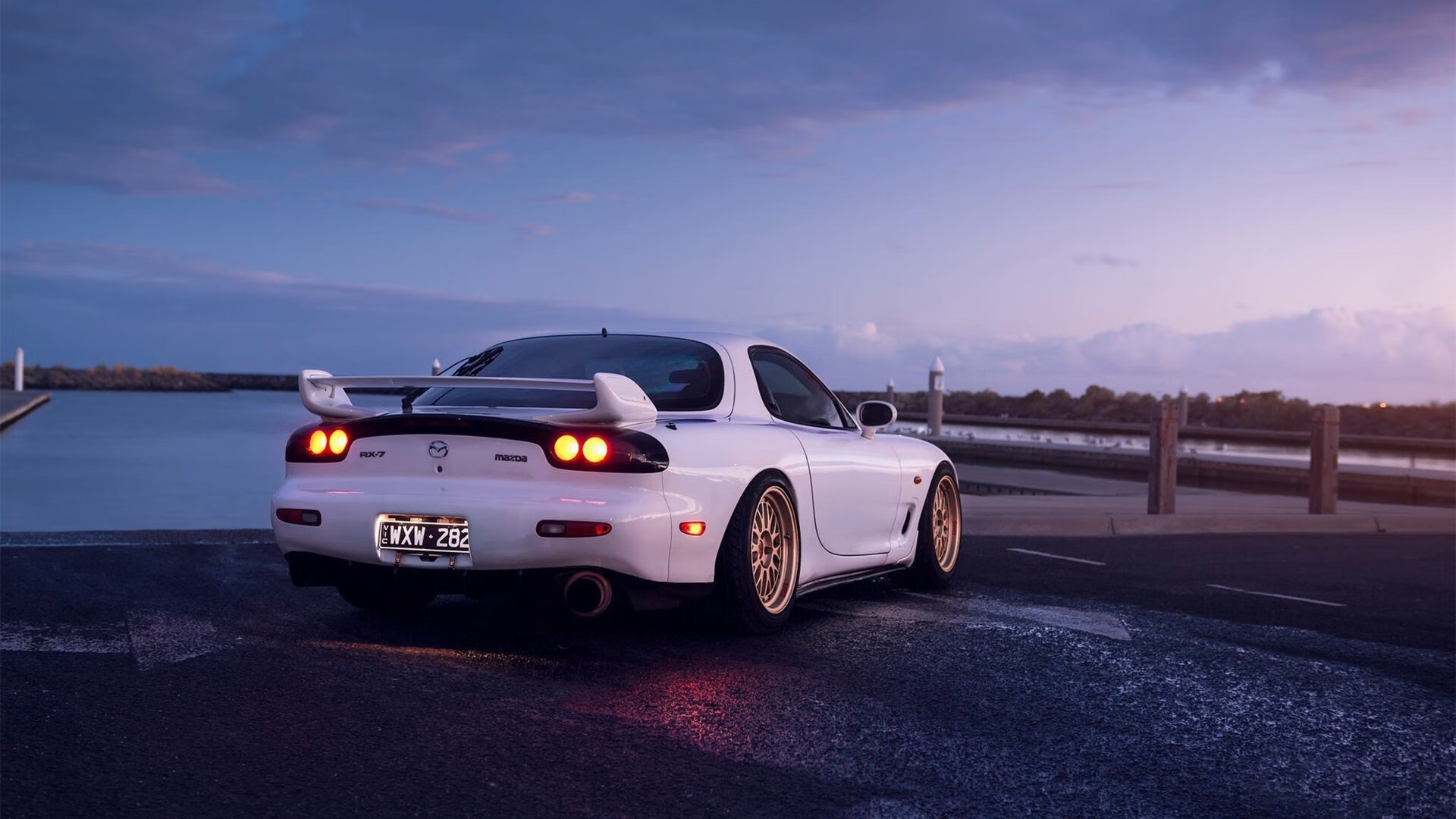 开云体育官网-双线震撼，安哥拉足球横扫皇家社会，范戴克跨界F1揭幕战称雄